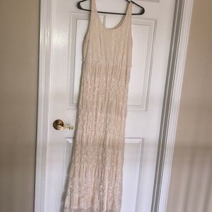 Lace maxi dress